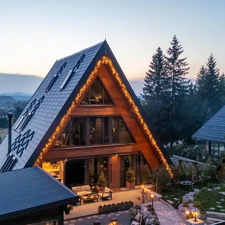 Chalet Cozy Forest Hill *