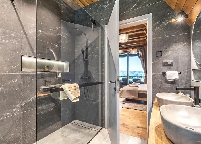 Cozy Forest Hill Ravna Gora