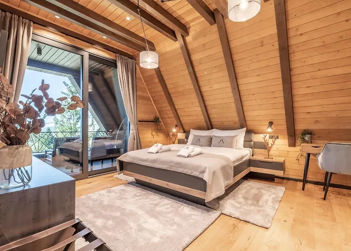 Chalet Cozy Forest Hill