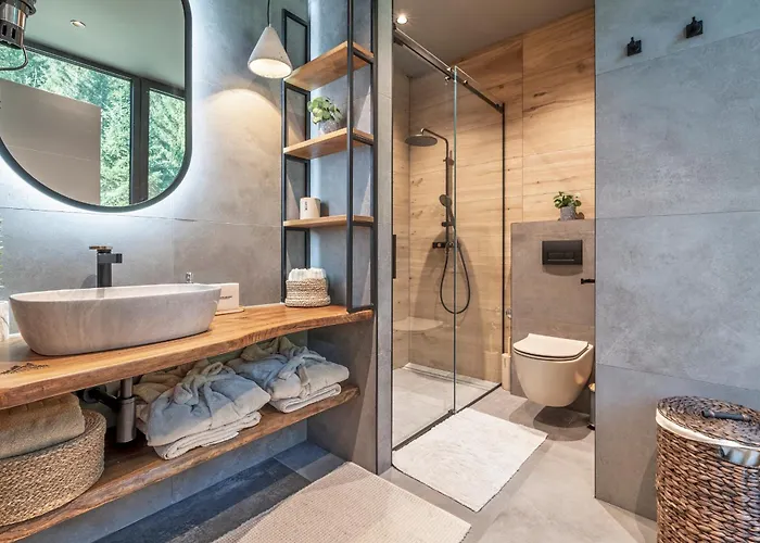 Chalet Cozy Forest Hill Ravna Gora