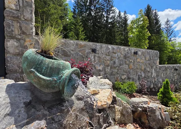 Cozy Forest Hill * Ravna Gora