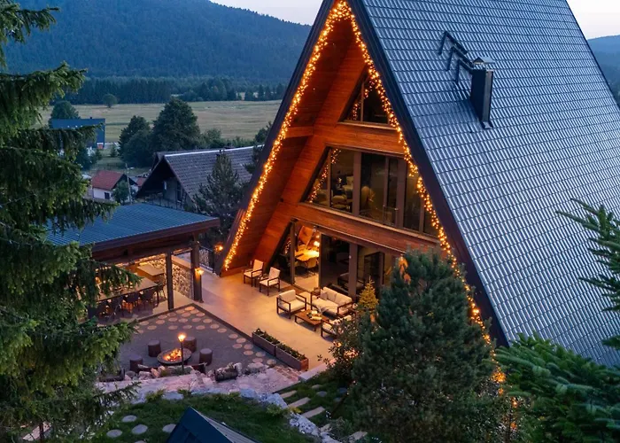 Cozy Forest Hill Chalet