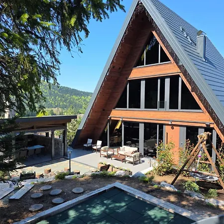 Forest Hill Chalet