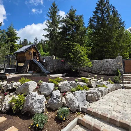 Forest Hill Chalet *