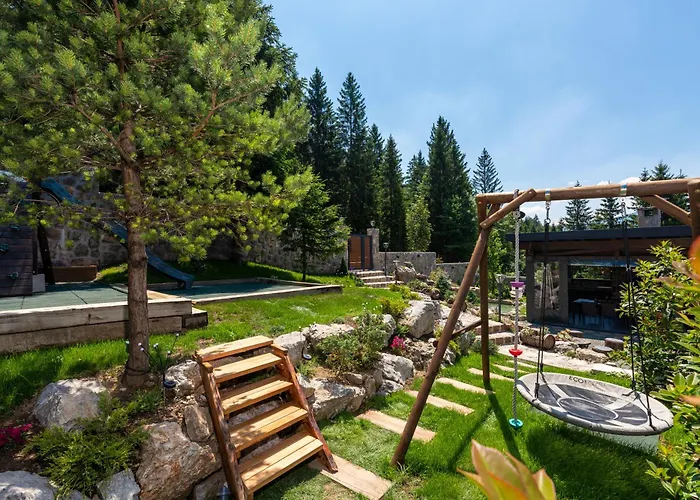 Chalet Cozy Forest Hill *